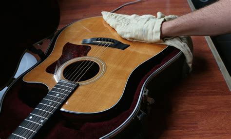 How to Clean Acoustic Guitar: A Symphony of Dust and Strings