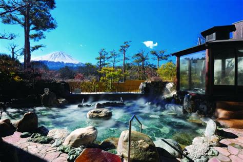 日の出温泉 山梨 - 温泉と宇宙の意外な関係